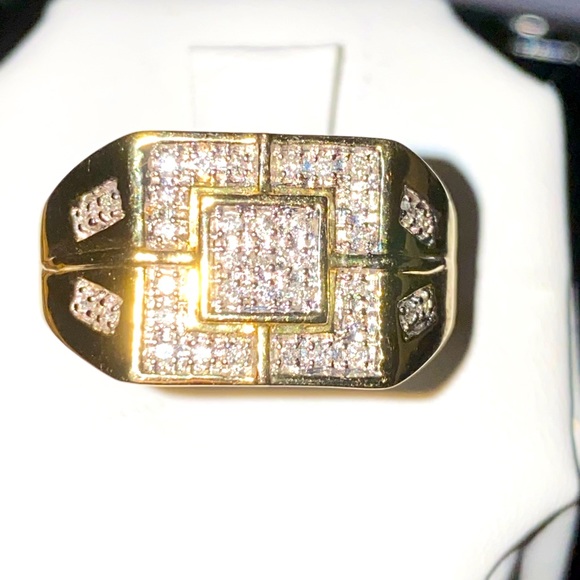 19k solid gold real diamond men statement ring not plated not CZ free appraisal - Picture 1 of 4